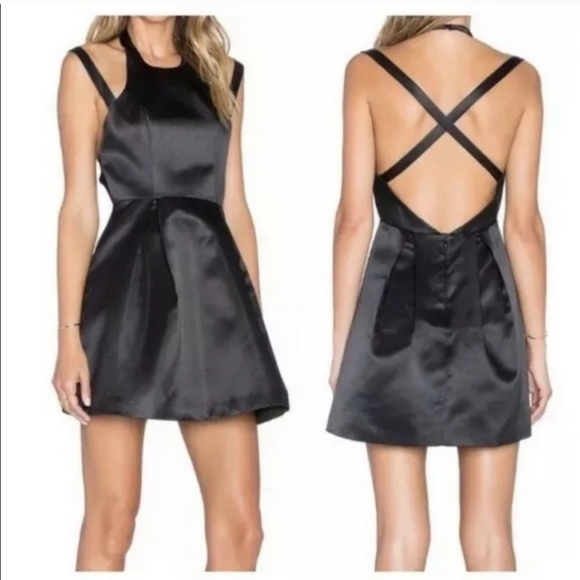 Lovers & Friends‎ Mini Dress Small Black Halter Criss Cross Flared Satin NWT - Picture 1 of 12